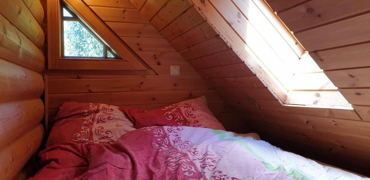 Cosy Spacious Wooden Chalet Na Hrib Stiska Vas Bagian luar foto