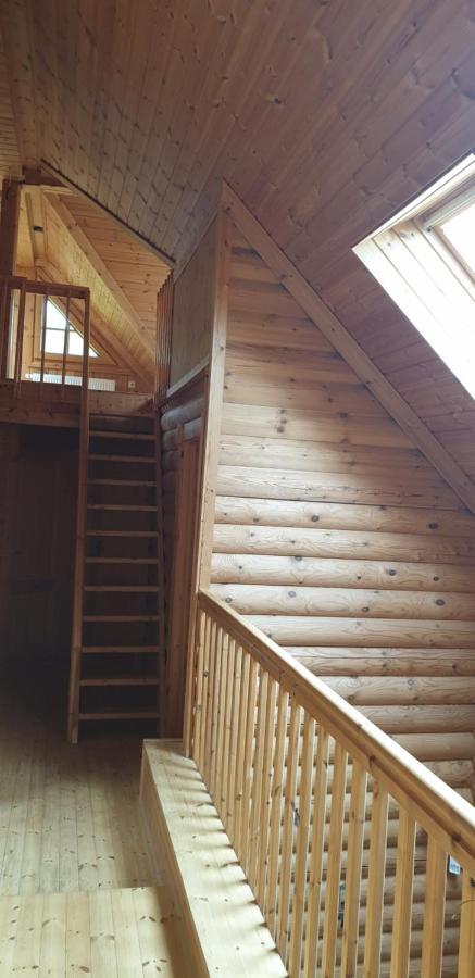 Cosy Spacious Wooden Chalet Na Hrib Stiska Vas Bagian luar foto