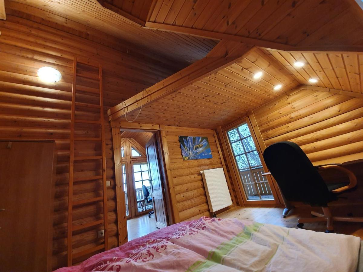 Cosy Spacious Wooden Chalet Na Hrib Stiska Vas Bagian luar foto